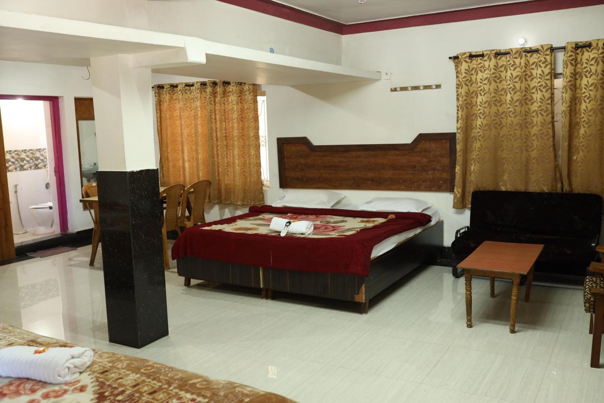 Hotel Sri Balaji Ooty Exterior photo